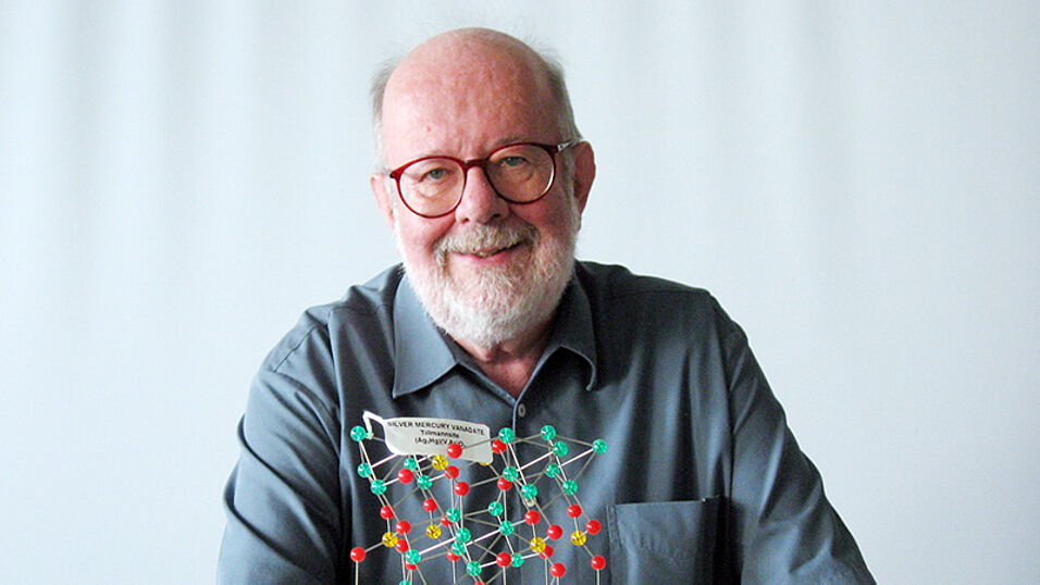 Professor Ekkehart Tillmanns