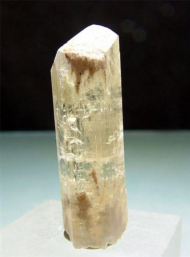 Madagaskar phenacite