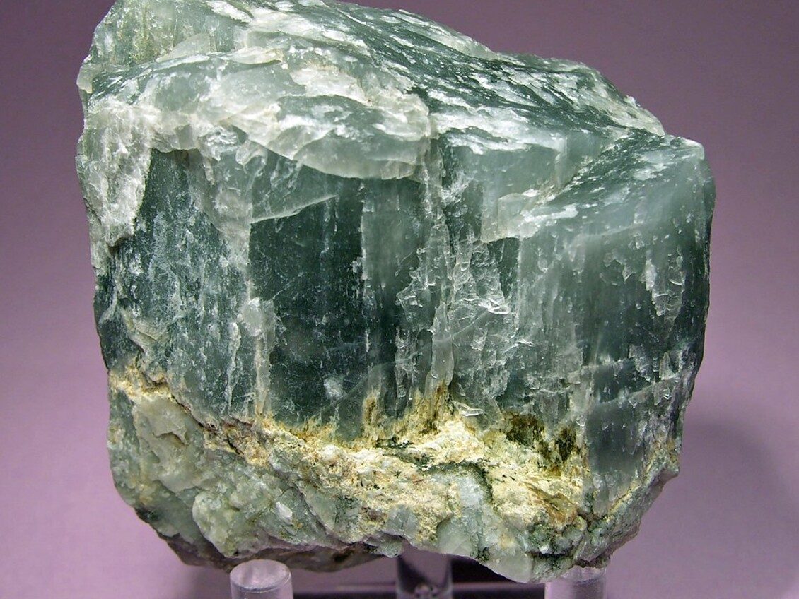 Blue-grey petalite from Sweden